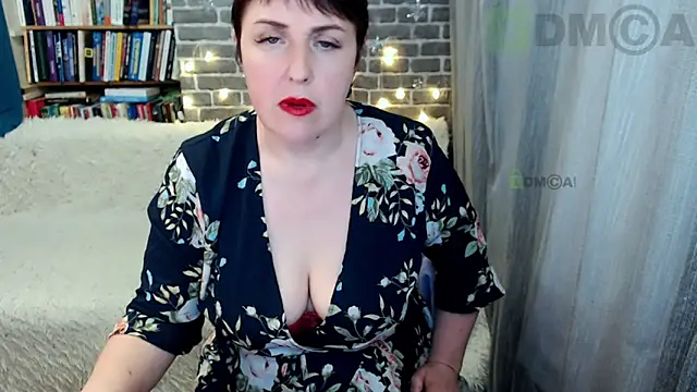 Rainbow_lady's cam snapshot