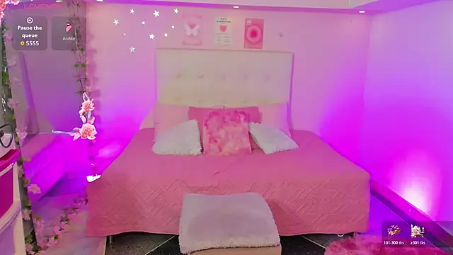 ScarlettDreamss7's cam snapshot