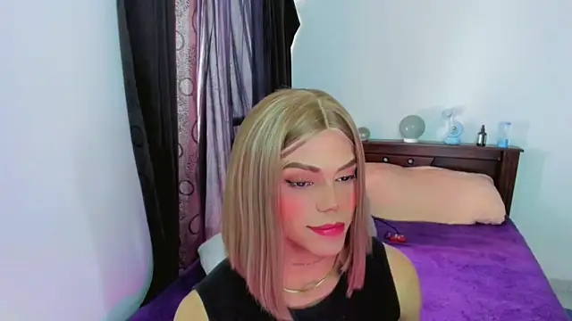 Flora_Minx's cam snapshot