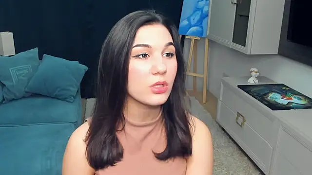 HienBiddie's cam snapshot