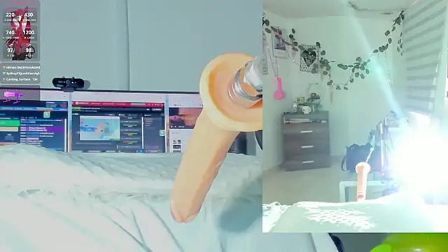 Rosy_Emely's cam snapshot