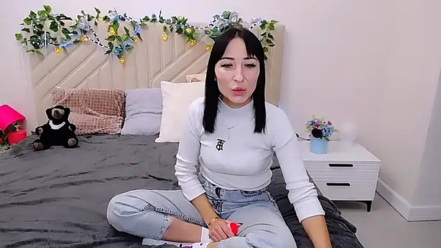 BURNING-BRUNETKA's cam snapshot