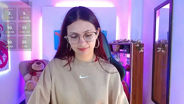 AlanaGarcia19's cam snapshot