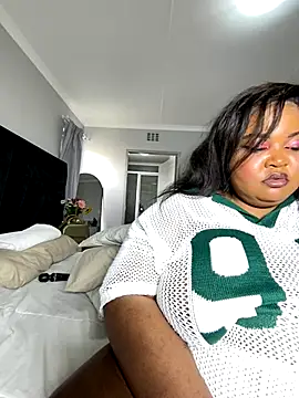 MissLola27's cam snapshot