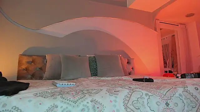 Elizabeth_clark_'s cam snapshot