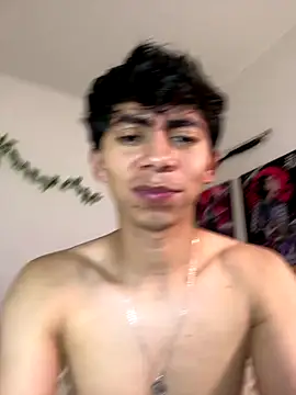 Yaiden_11 live sex cam