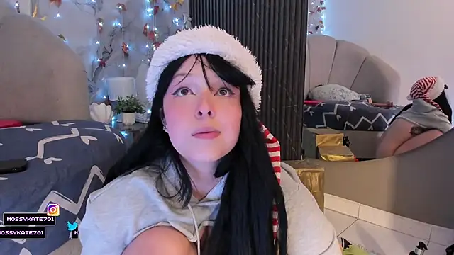 Katemoss70 live sex cam