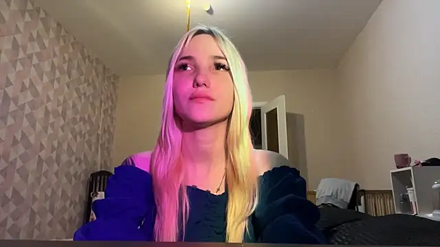 ZaidaCastonguay's cam snapshot