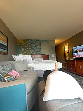 HerPerfectDaddy666's cam snapshot