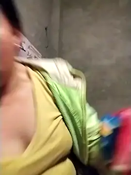 AlilaK2's cam snapshot