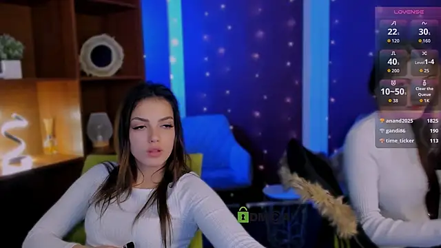 luna_tin's cam snapshot