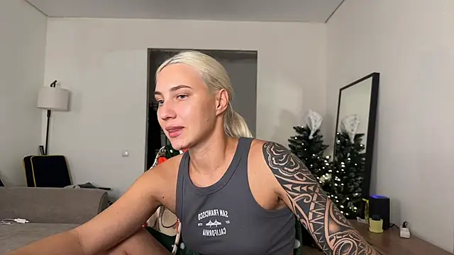 AnneBall's cam snapshot