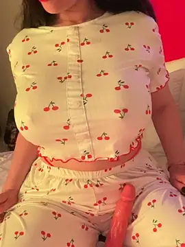 OnlyRima's cam snapshot