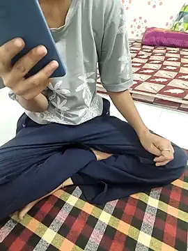 Urs_sassyshikha live sex cam