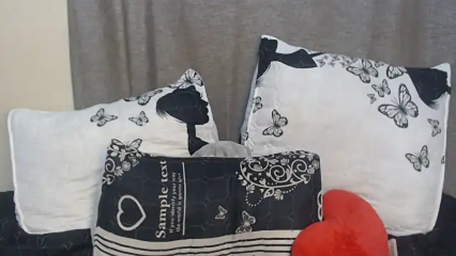 ScarlettNoire's cam snapshot