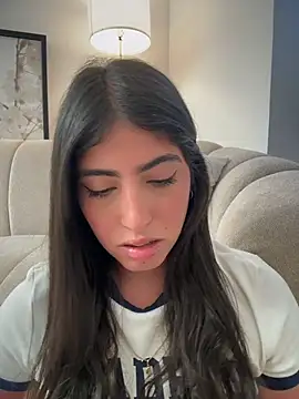 Gaby_zahir_'s cam snapshot