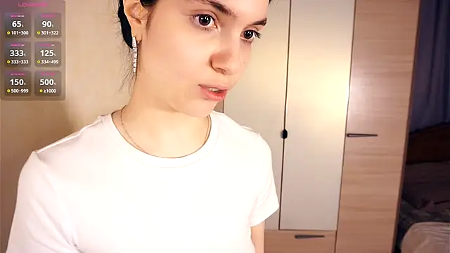 LorrieWilcinski live sex cam