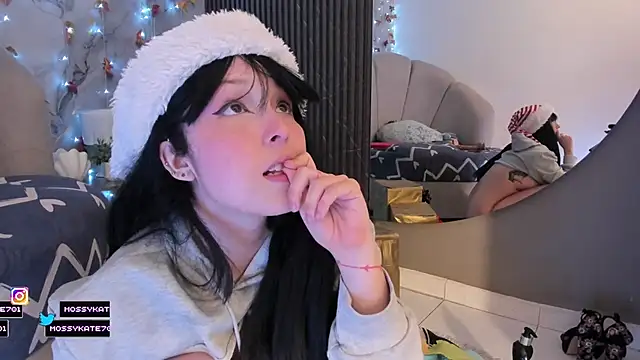 Katemoss70's cam snapshot