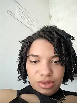 ChloeRaviss_'s cam snapshot