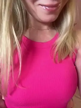 SweetCupcaks live sex cam