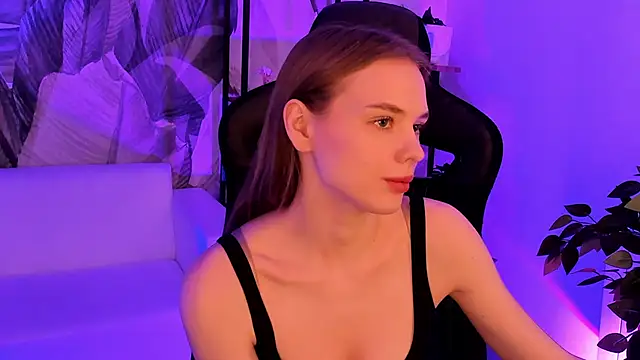 BellaHaadiid's cam snapshot