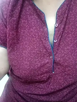 Tamil_aishu09's cam snapshot