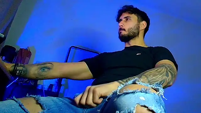 XanderCage99 live sex cam