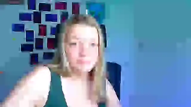 Samantha_Gloww's cam snapshot