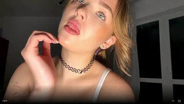 Ginnyinjeans's cam snapshot