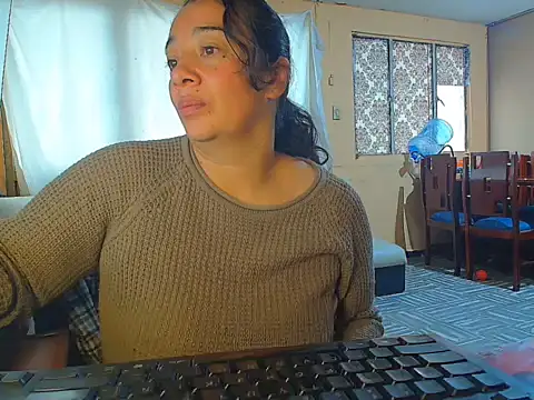 Karina_Aicarddi03's cam snapshot