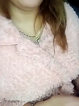 Maya-Moon's cam snapshot