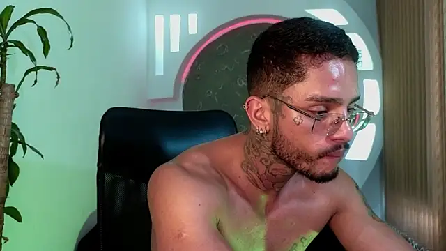 Alanrodgers live sex cam