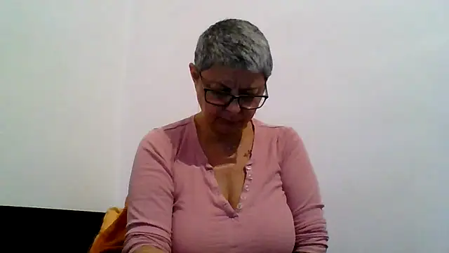 roseblak42's cam snapshot