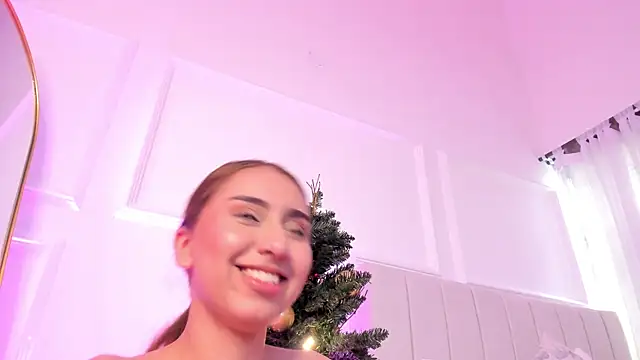 ada_belucci's cam snapshot