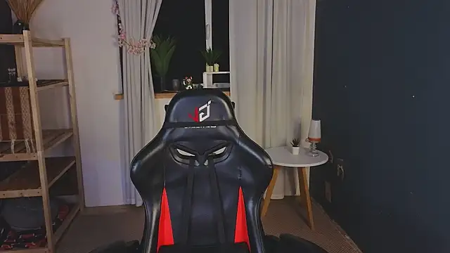 too_sexxxy's cam snapshot