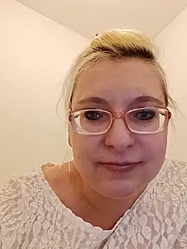 VikaKing's cam snapshot