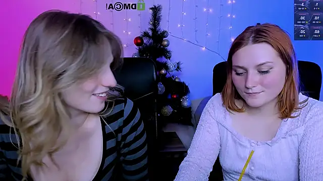 casey_meow_'s cam snapshot