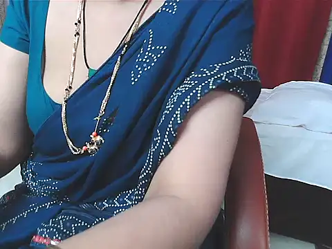 sunitha-3's cam snapshot