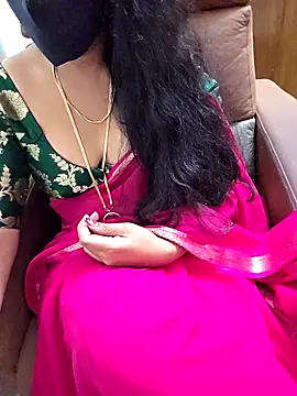 Roja-Telugu777's cam snapshot