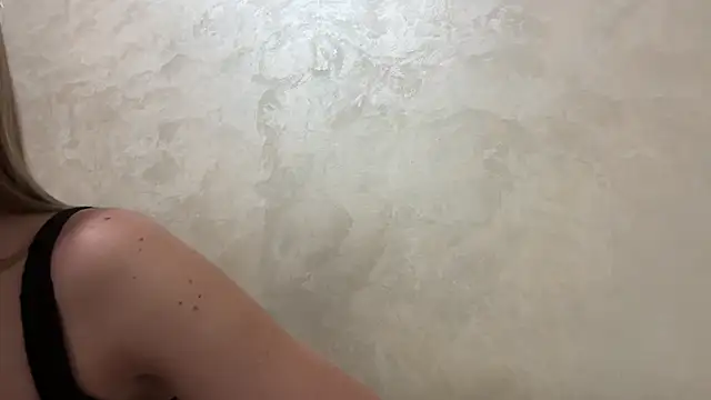 CaitlinaJayne23's cam snapshot