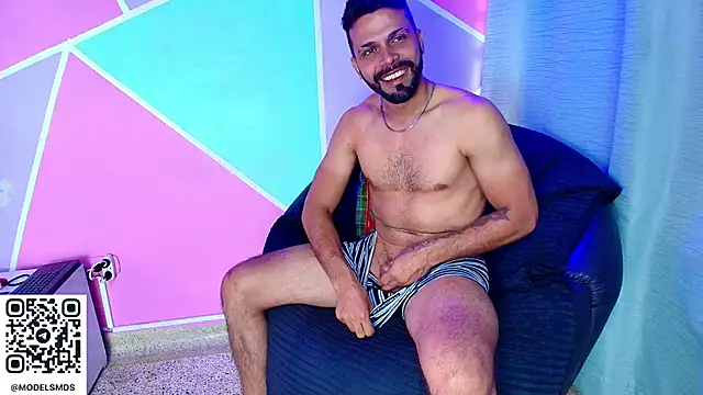 max_ashley_mds's cam snapshot