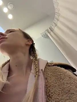 Lia__Love's cam snapshot