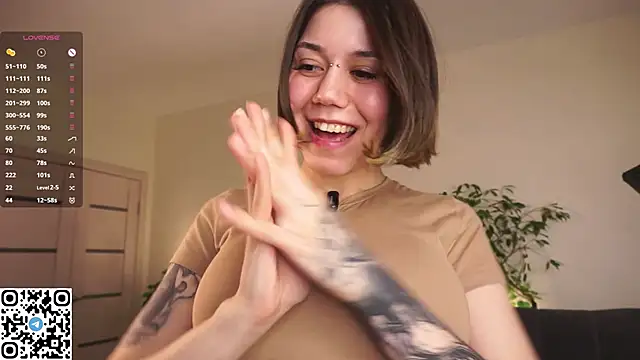 RoxannaCarver live sex cam