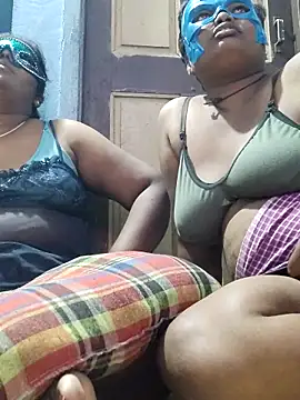 divyatamil143's cam snapshot