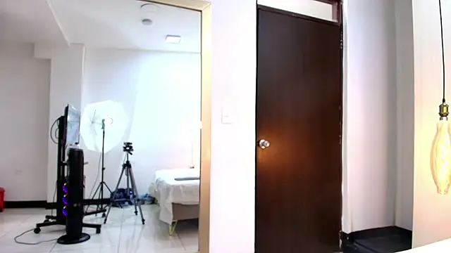 AndreaKinghs's cam snapshot