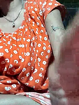 Sweet-rumi's cam snapshot