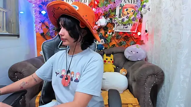 ravenn_20's cam snapshot