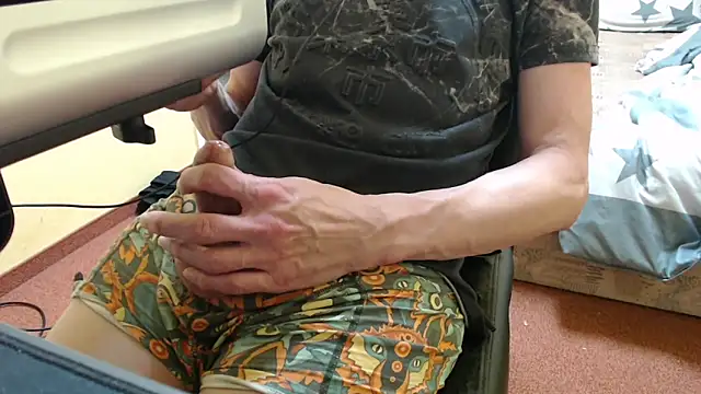 k74robert's cam snapshot