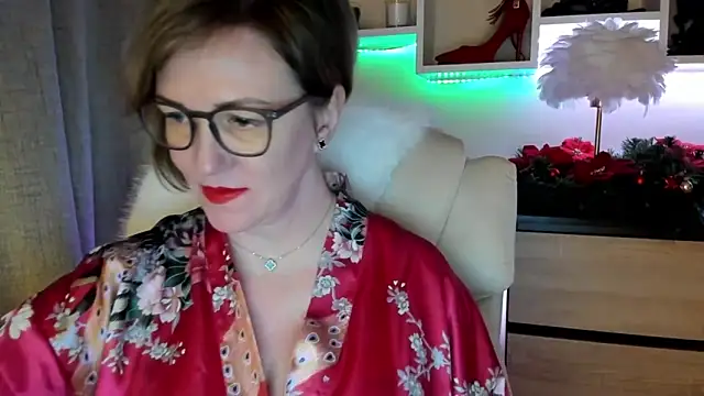 feliziaDesire's cam snapshot