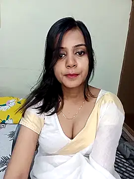 Miss-Riyasingh's cam snapshot